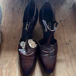 Joyce califonia vintage heels